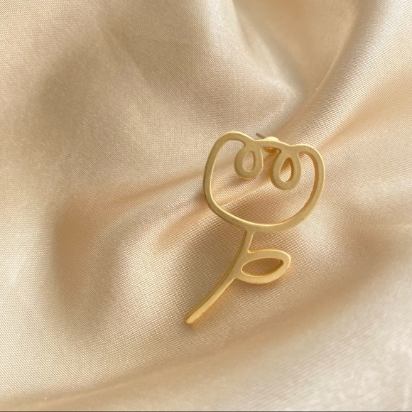 💙Rosebud Gold-tone Stud Earrings - Picture 3 of 9